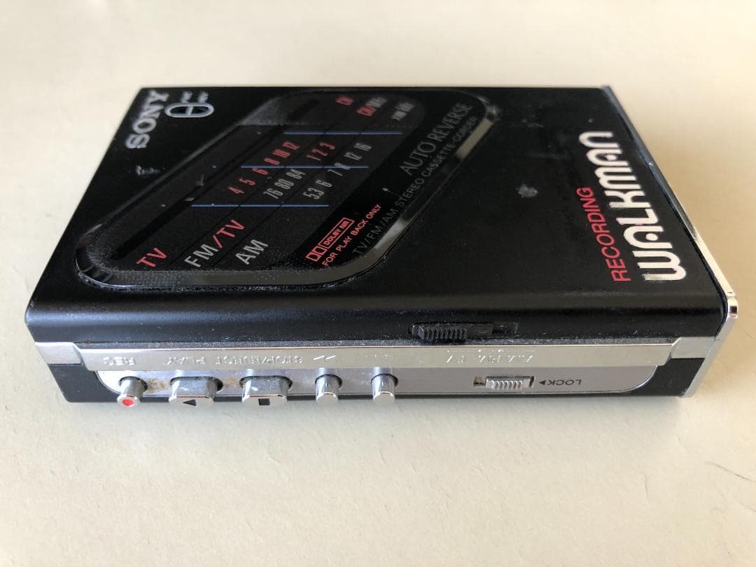 ソニーSONY ウォークマン WM-F203 ブラック(ジャンク)
