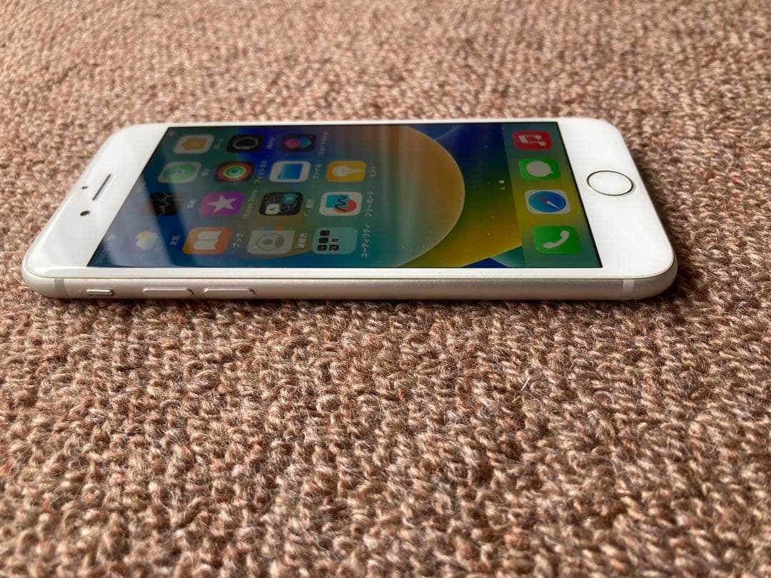 iPhone8 64GB SIMフリー バッテリー100%