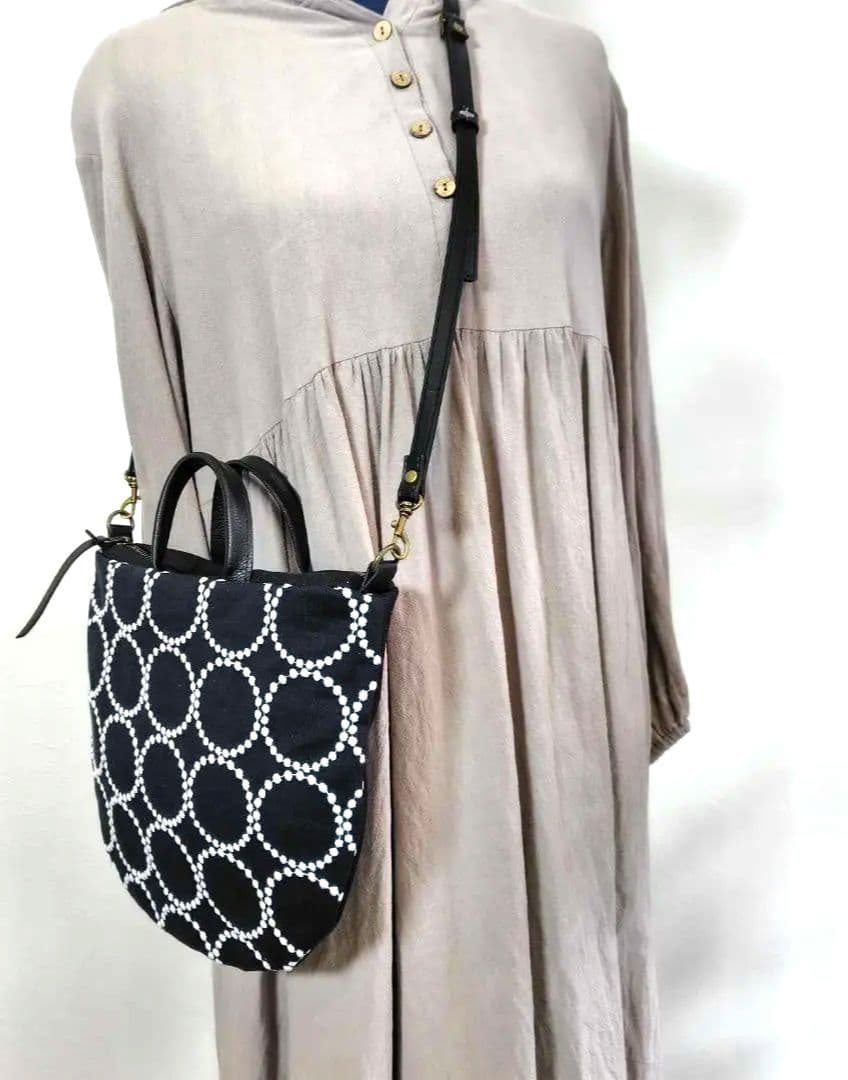 ミナペルホネン/tambourineタンバリンネイビー×白/ロングミニラウンドシ