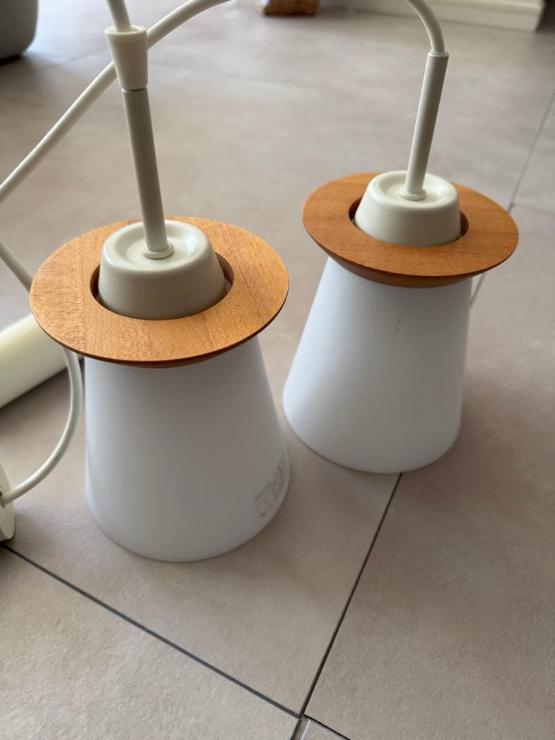 コイズミ　ペンダント LEDライト ホワイト　ダクトレール用　AP42074L