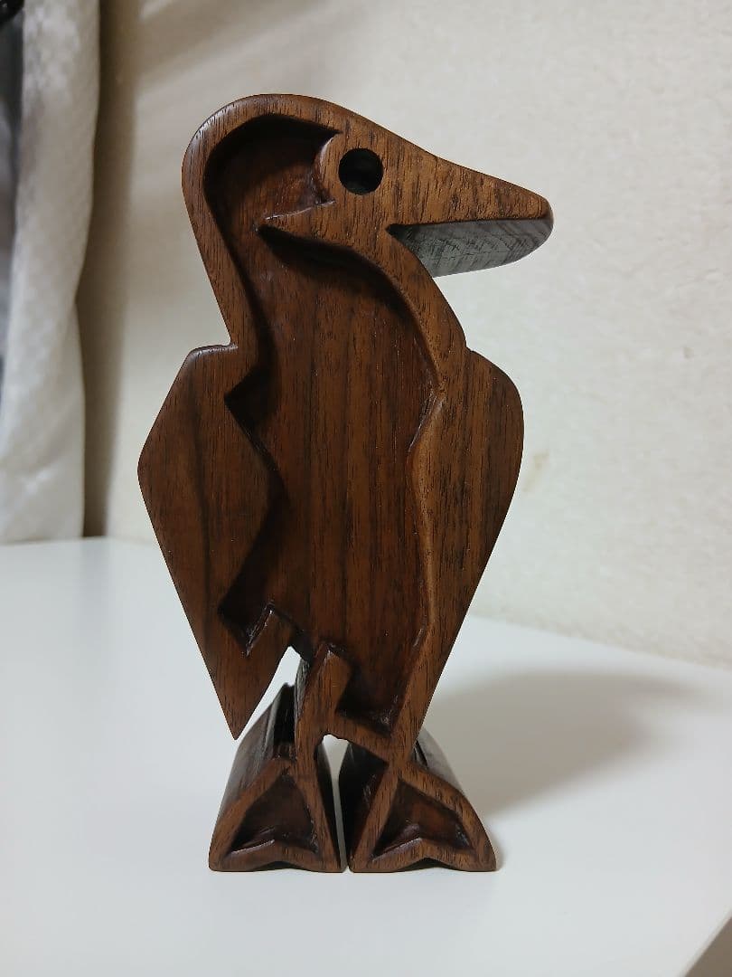 チャムスでおなじみ！「カツオドリ」ウォールナット(高級クルミ)材　削り出し！！