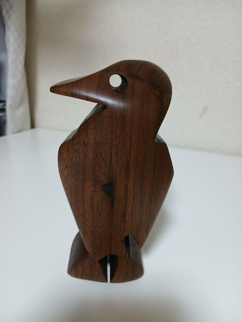 チャムスでおなじみ！「カツオドリ」ウォールナット(高級クルミ)材　削り出し！！