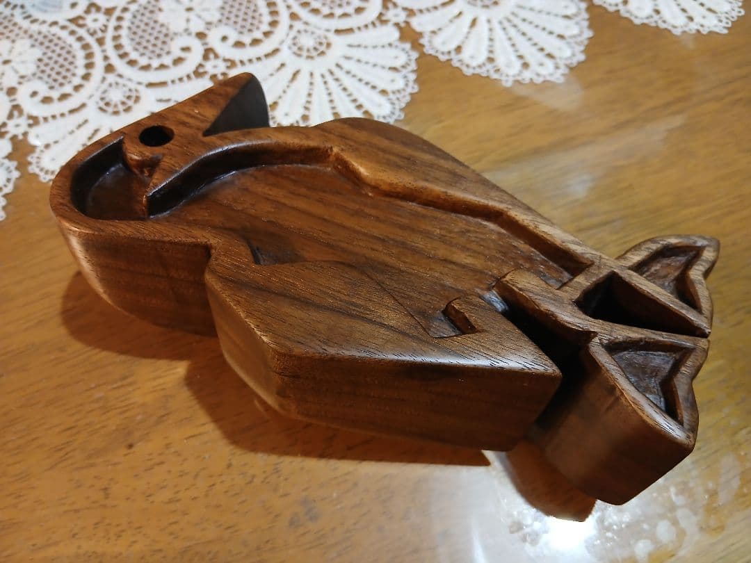 チャムスでおなじみ！「カツオドリ」ウォールナット(高級クルミ)材　削り出し！！