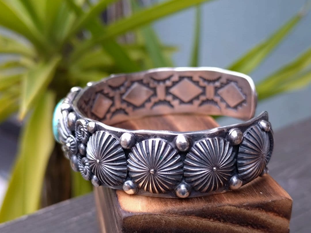 インディアンジュエリー、ターコイズバングル、デルバートゴードン