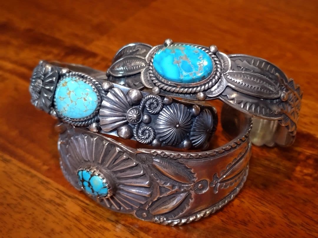 インディアンジュエリー、ターコイズバングル、デルバートゴードン
