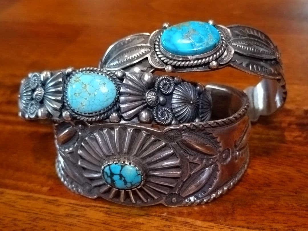 インディアンジュエリー、ターコイズバングル、デルバートゴードン