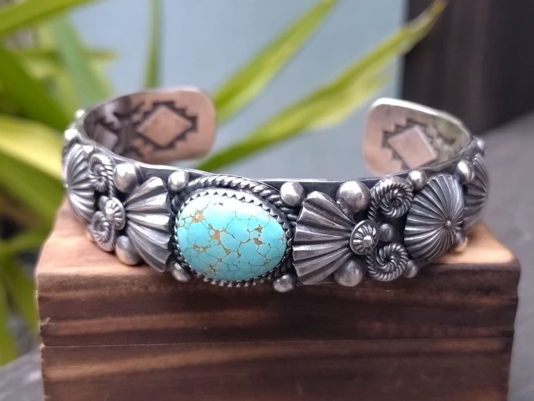 インディアンジュエリー、ターコイズバングル、デルバートゴードン