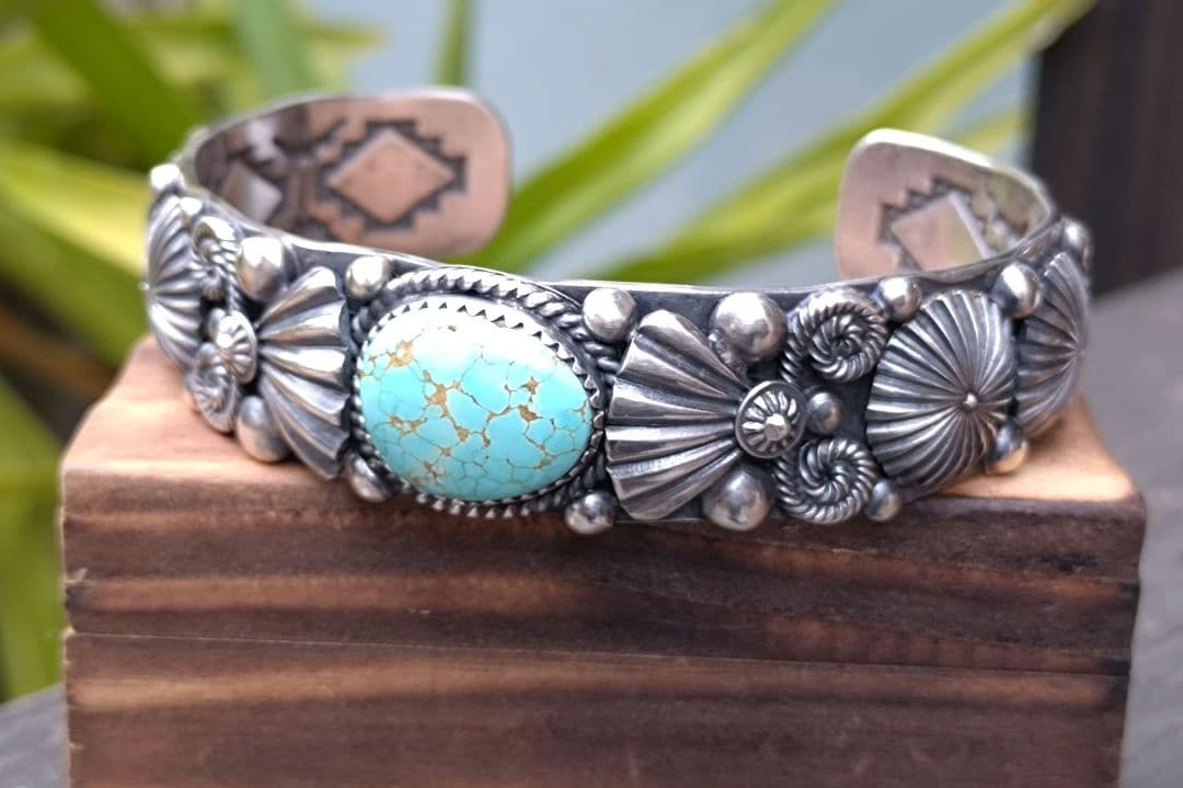 インディアンジュエリー、ターコイズバングル、デルバートゴードン
