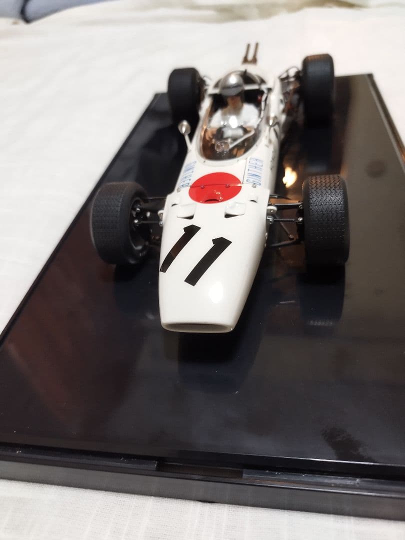 HONDARA272F1　Mexico GP1965 1/18ミニカー雑誌付き