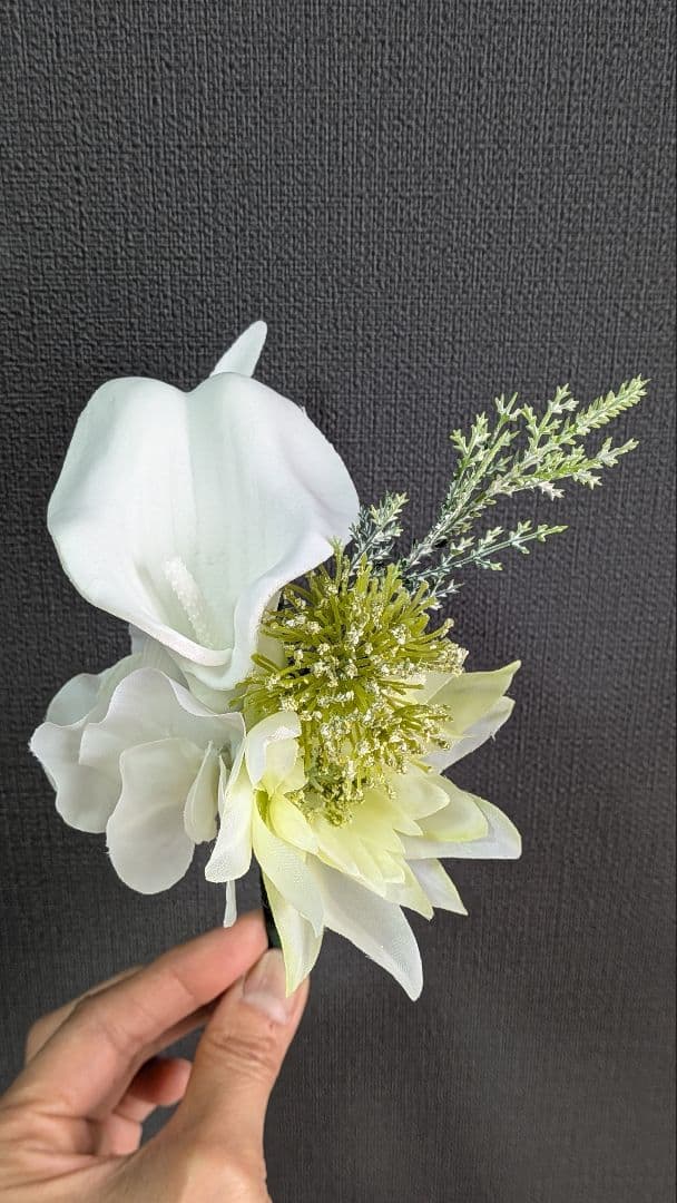 アーティフィシャルフラワー　ウエディングブーケ　クラッチブーケ　前撮り　百合　白