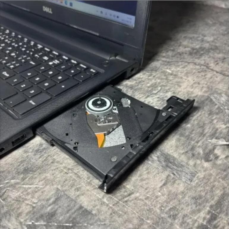 りょう★SSD Windows11 office2024 初期設定済★D
