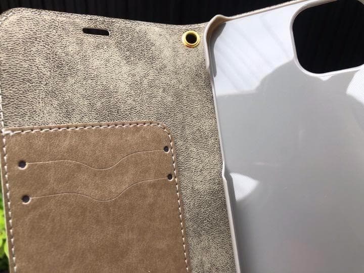 スワロフスキー　ハイクオリティー iPhoneケース　カラフル数字　ベルトあり