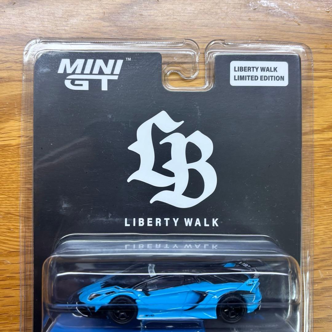 MINI GT Liberty walkランボルギーニ・アヴェンタドール