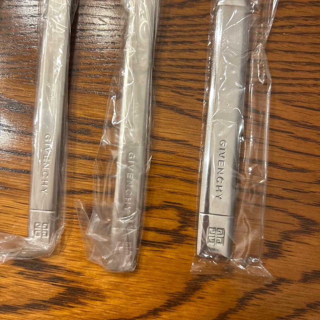 GIVENCHY ジバンシィ ディナーカトラリーセット25ピース シルバーカラー