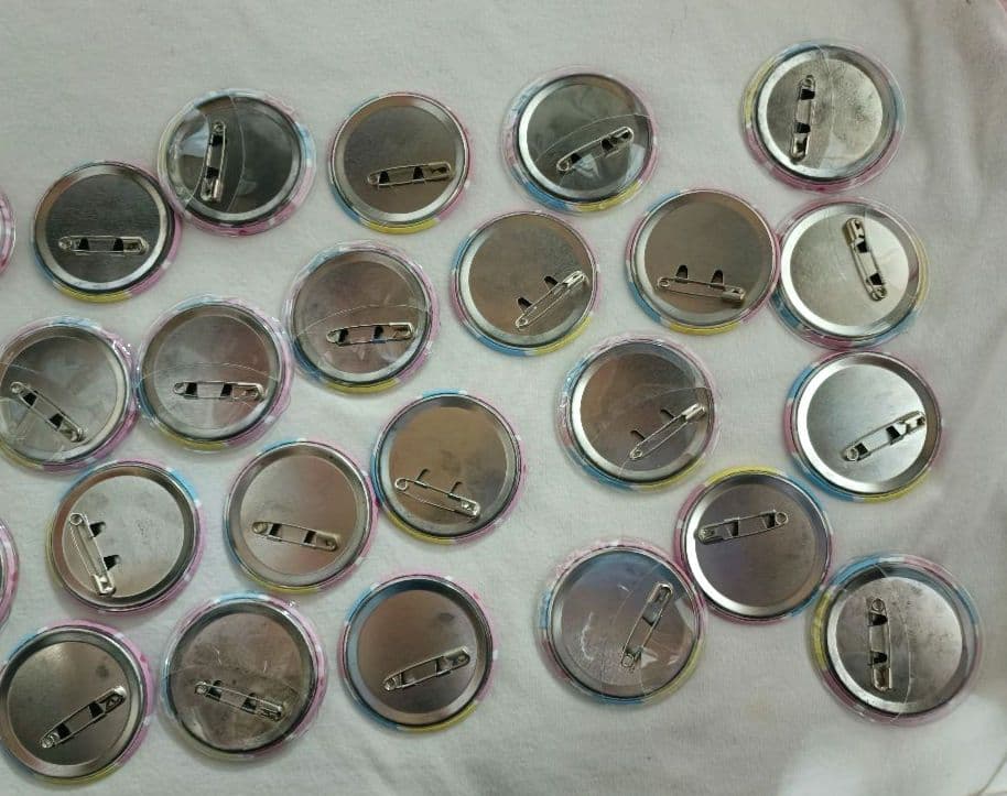 すとぷり　莉犬　缶バッチ　すたーとらいふっ！　りぬわん　すたらい　デフォ