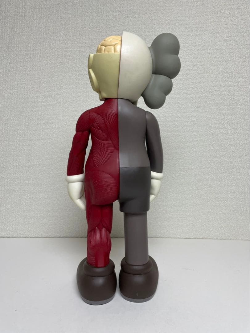 KAWS フィギュア COMPANION コンパニオン 人体模型 1st