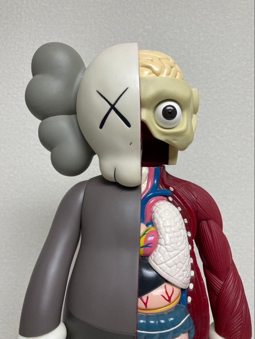 KAWS フィギュア COMPANION コンパニオン 人体模型 1st