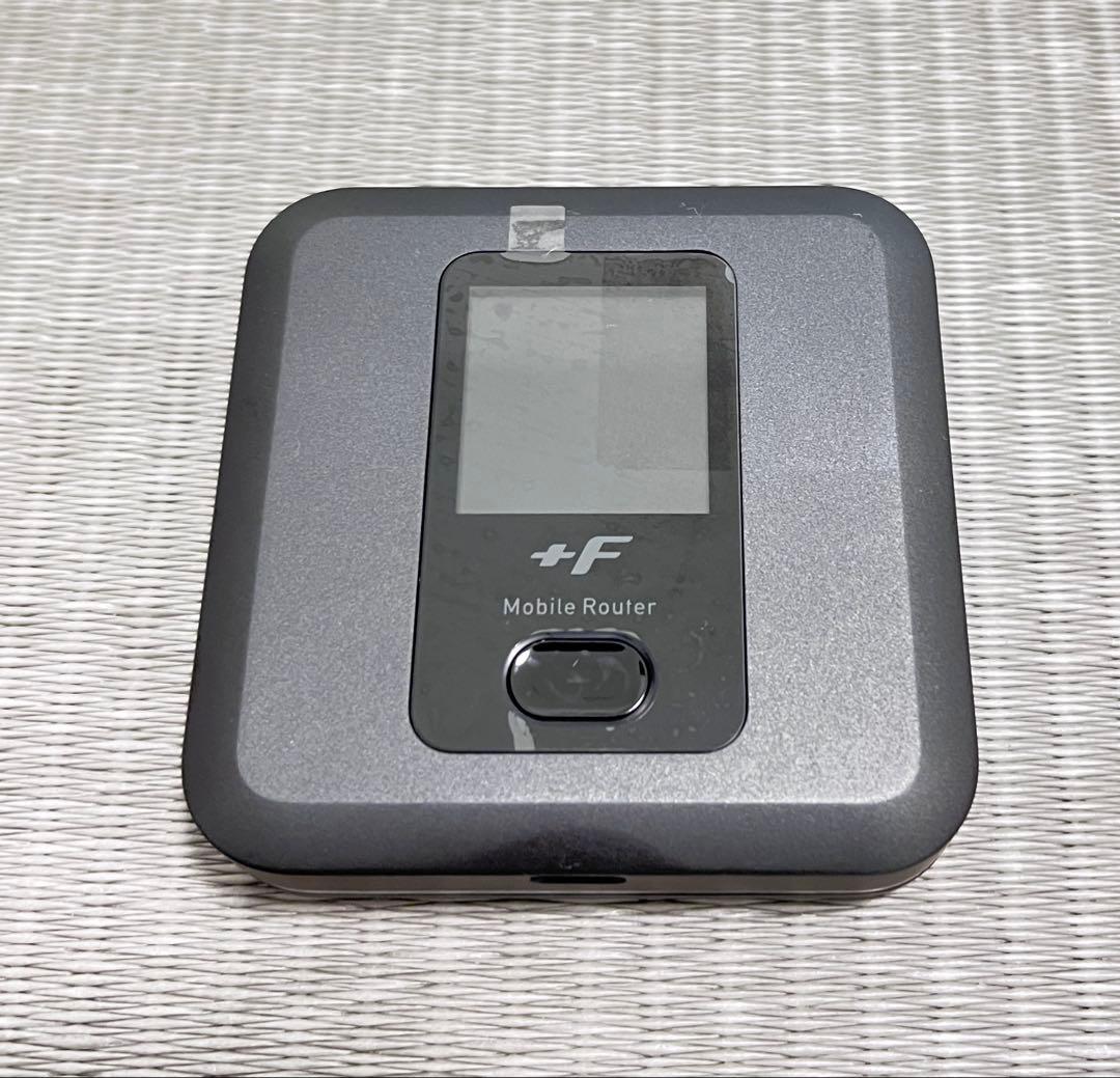 【極美品】FUJISOFT FS040W モバイルルーター+ホームキット
