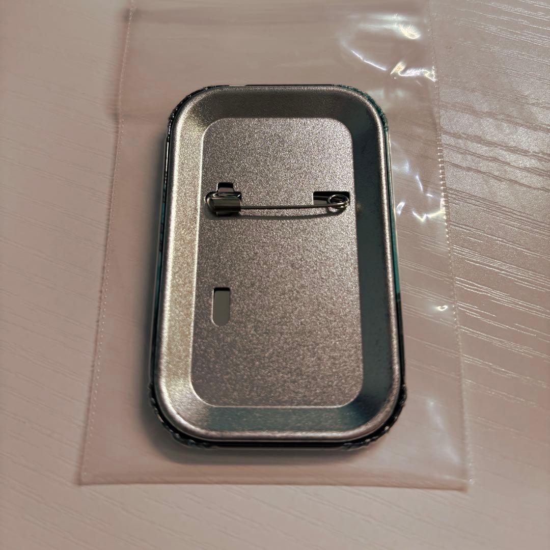 絶望缶バッジ　キーボ