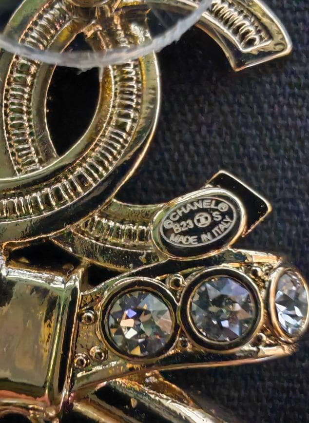 CHANEL リボンパールイヤリング
