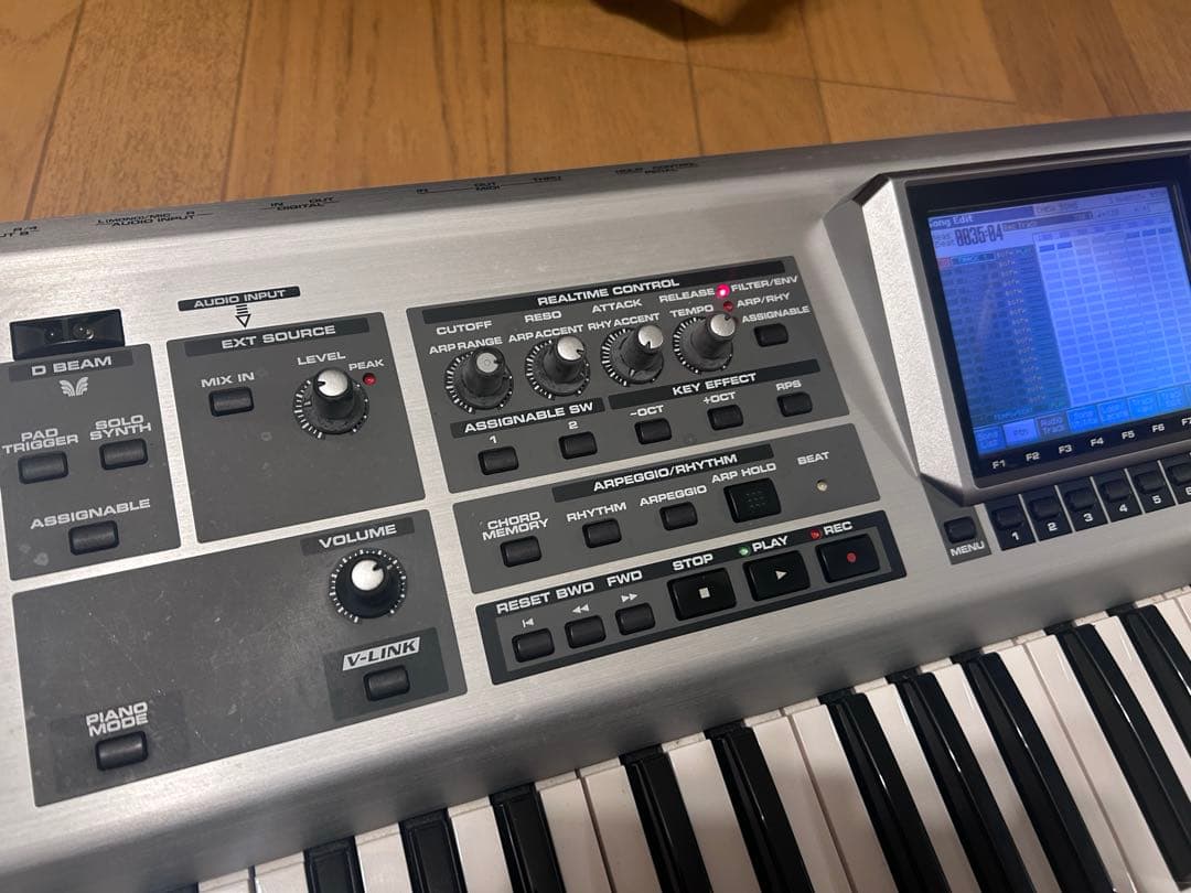 Roland Fantom X7 シンセサイザー