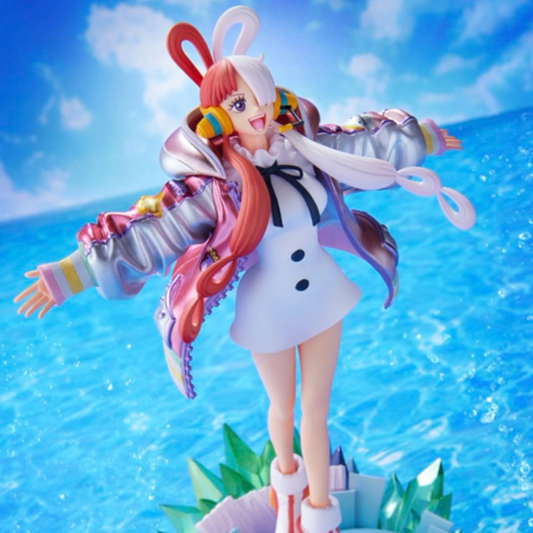 本日限定値下げ　ワンピース FILM RED UTA ~新時代~ フィギュア