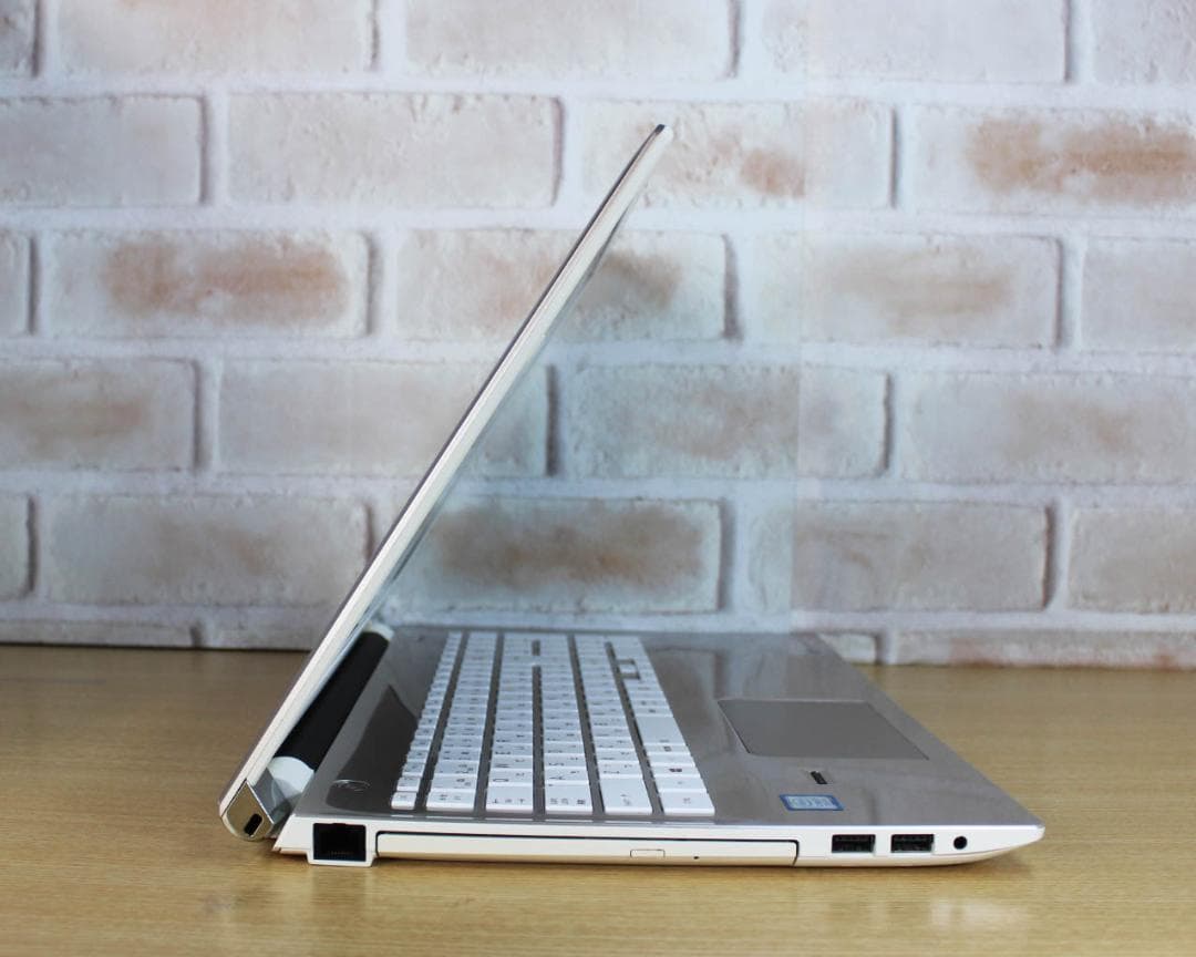 ✨Core i7✨SSD メモリ16GB フルHD オフィス付き ノートパソコン