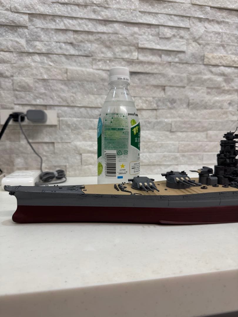 ハセガワ 戦艦大和 1/450 大型プラモデル完成品 塗装済み 塗り分け