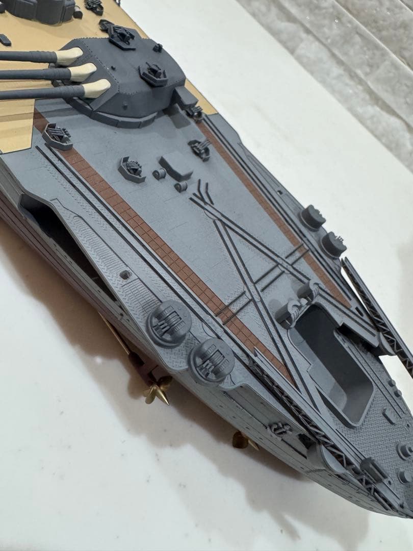 ハセガワ 戦艦大和 1/450 大型プラモデル完成品 塗装済み 塗り分け