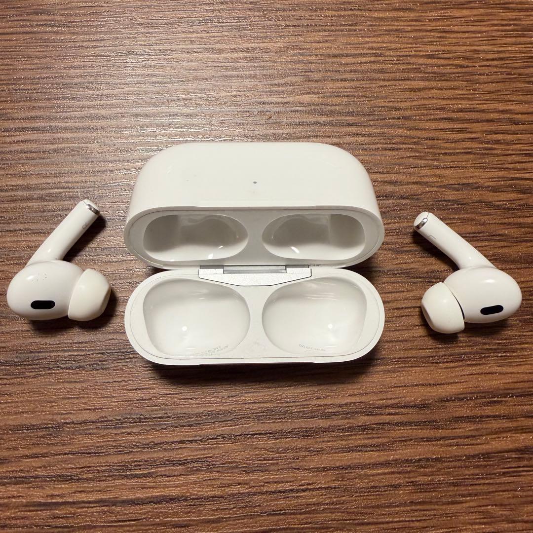 イヤホン Apple AirPods Pro2 MQD83J/A
