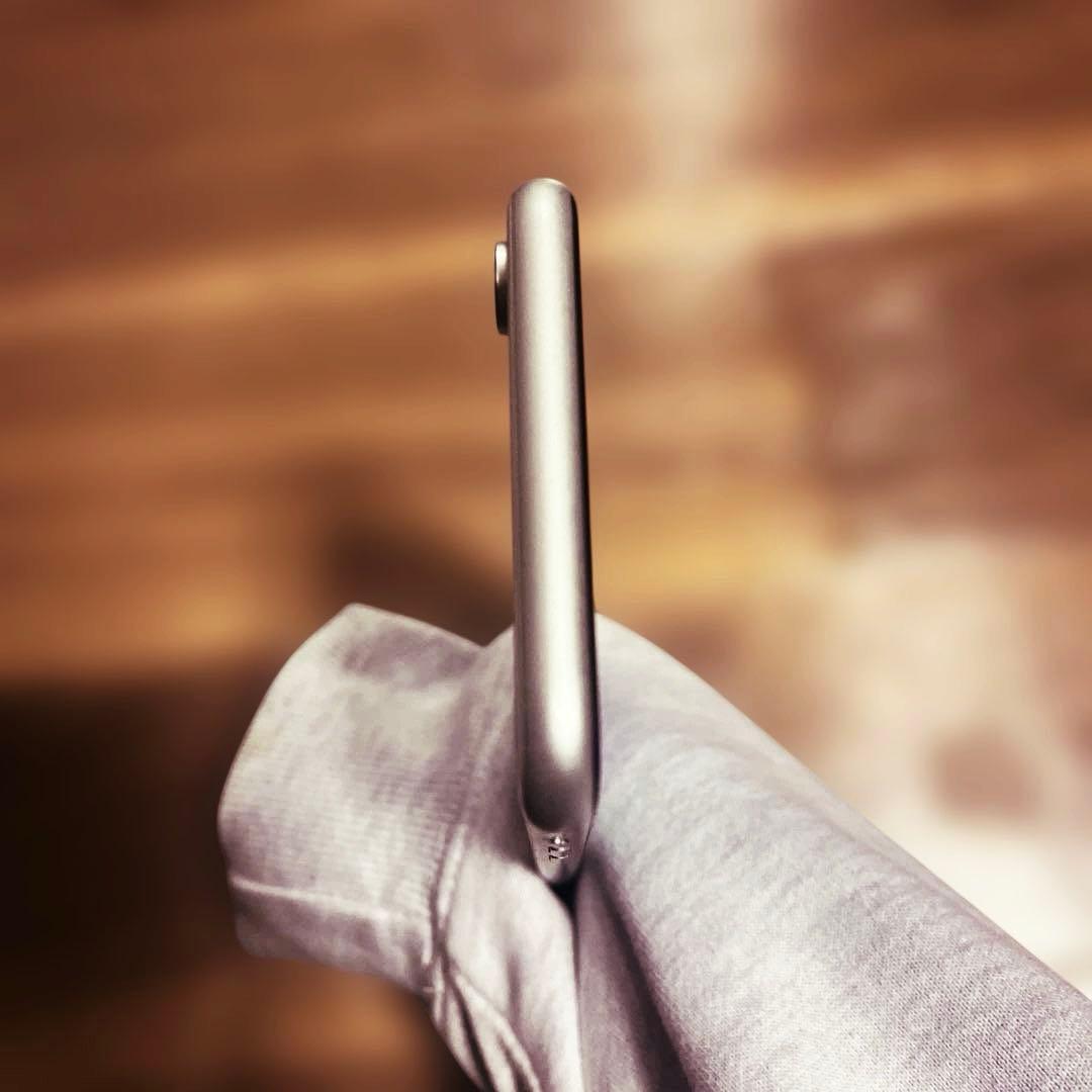 【超美品】Apple iPhoneXR 64GB ホワイト SIMロックあり
