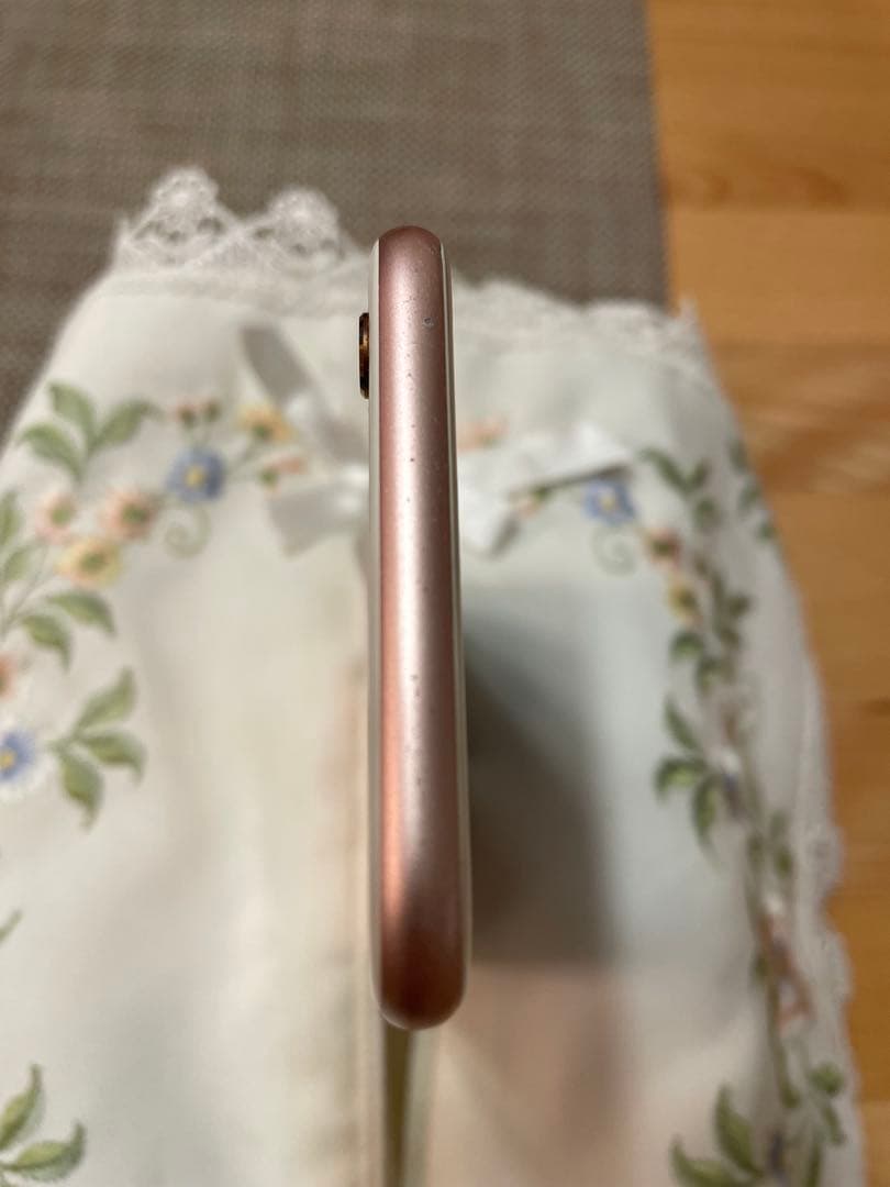 Apple iPhone 6s ローズゴールド 本体　64g