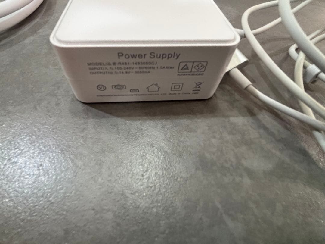 た*ん様 【2017年製】Apple MacBook Air 13インチ 充電コ