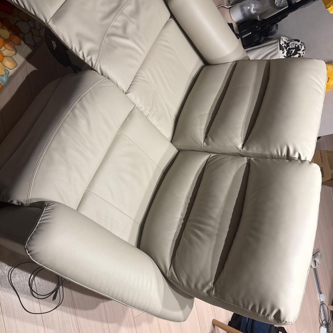 傷・汚れに強い 2人掛け電動リクライニングソファ 合皮タイプ