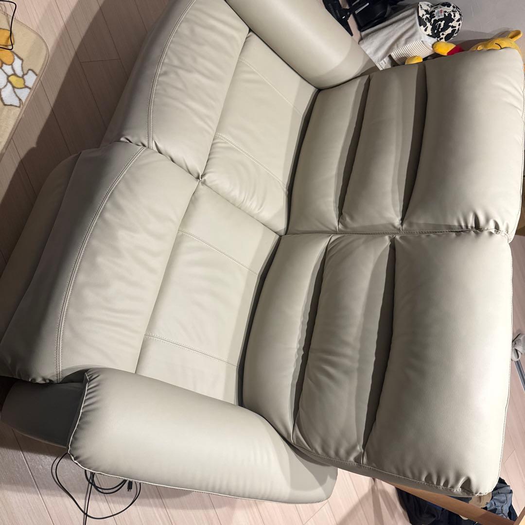 傷・汚れに強い 2人掛け電動リクライニングソファ 合皮タイプ