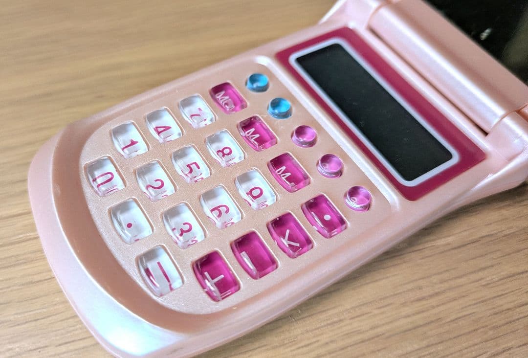 2 美品 ハローキティ 携帯電話型 電卓 ジャンク品