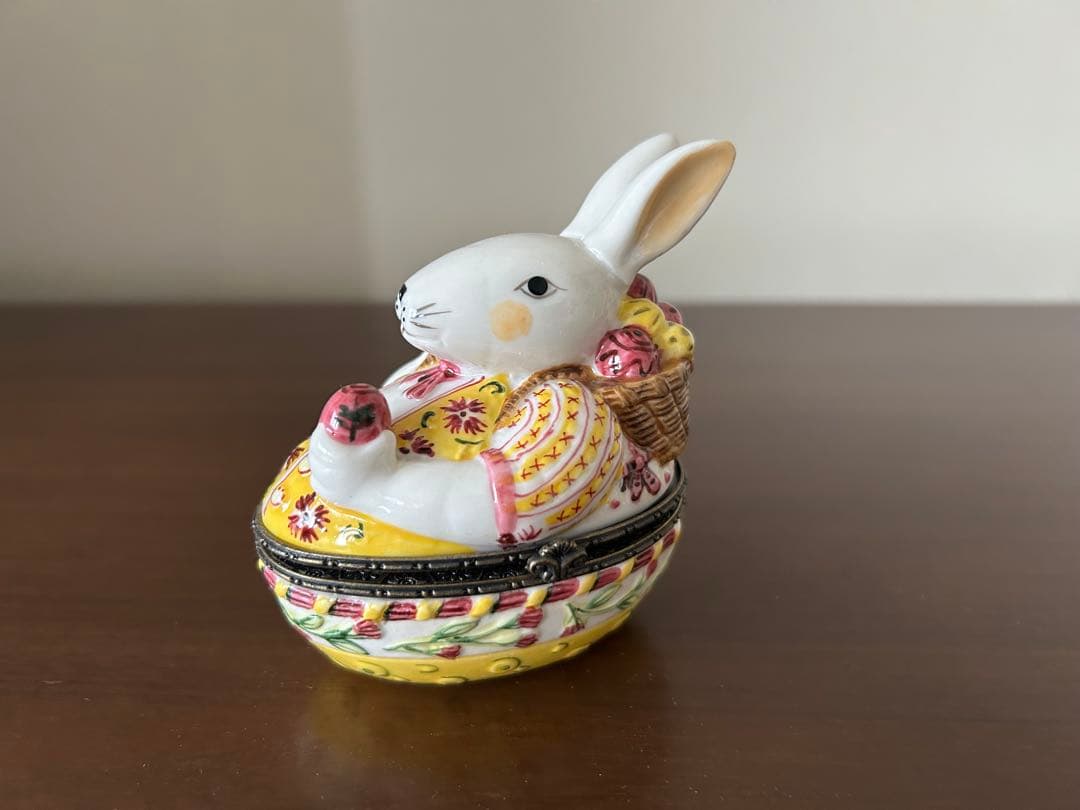 ビレロイ＆ボッホ イースターバニーフィギュリン