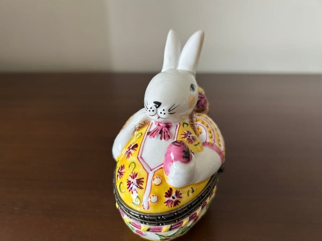 ビレロイ＆ボッホ イースターバニーフィギュリン