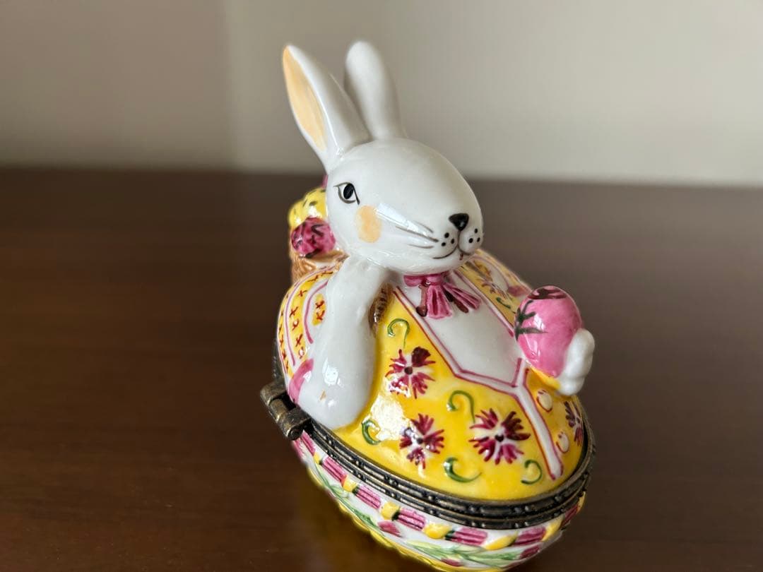 ビレロイ＆ボッホ イースターバニーフィギュリン
