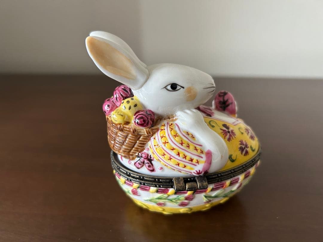 ビレロイ＆ボッホ イースターバニーフィギュリン