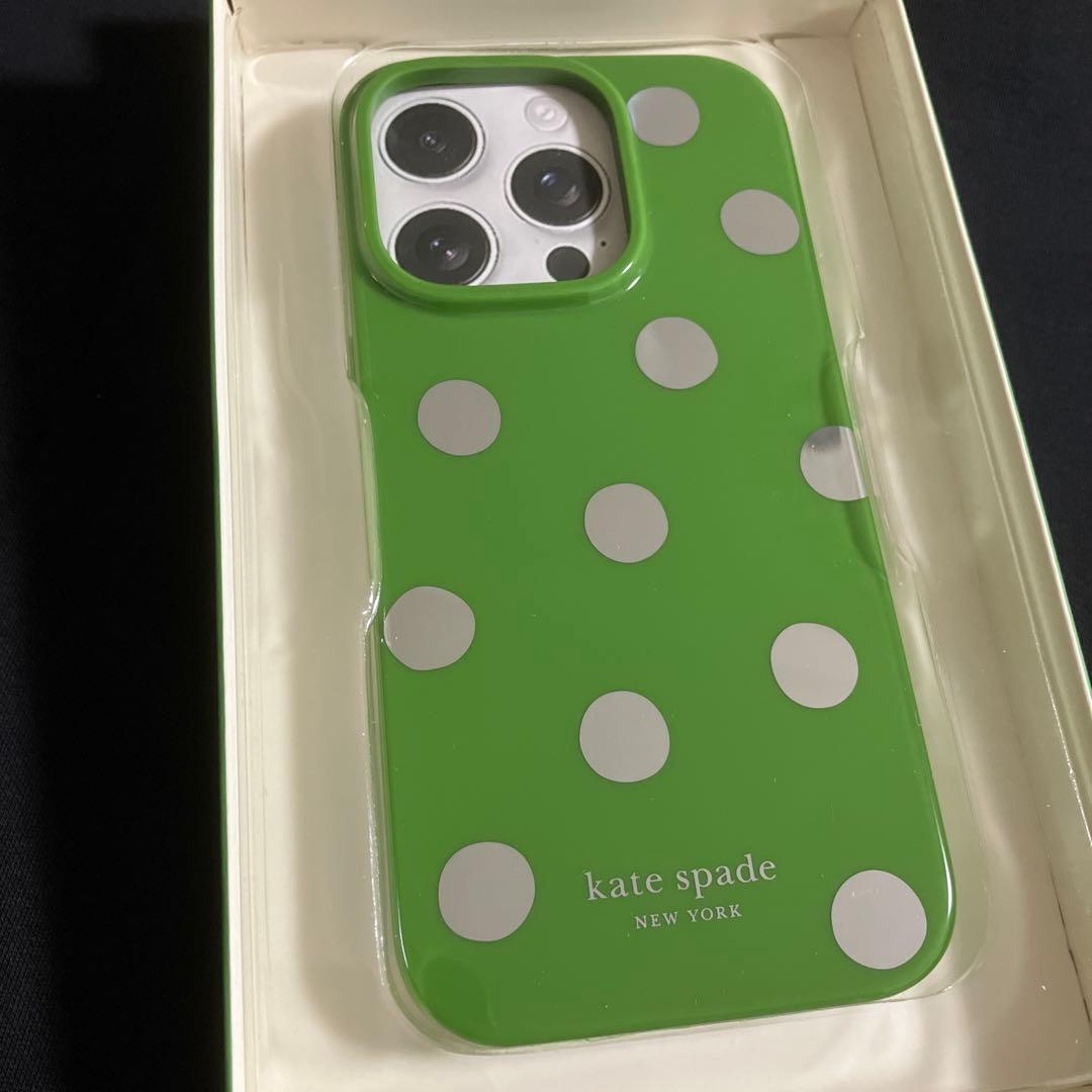 【値引き中】新品未使用　iPhone16pro ケイトスペード　ミラー　ドット柄