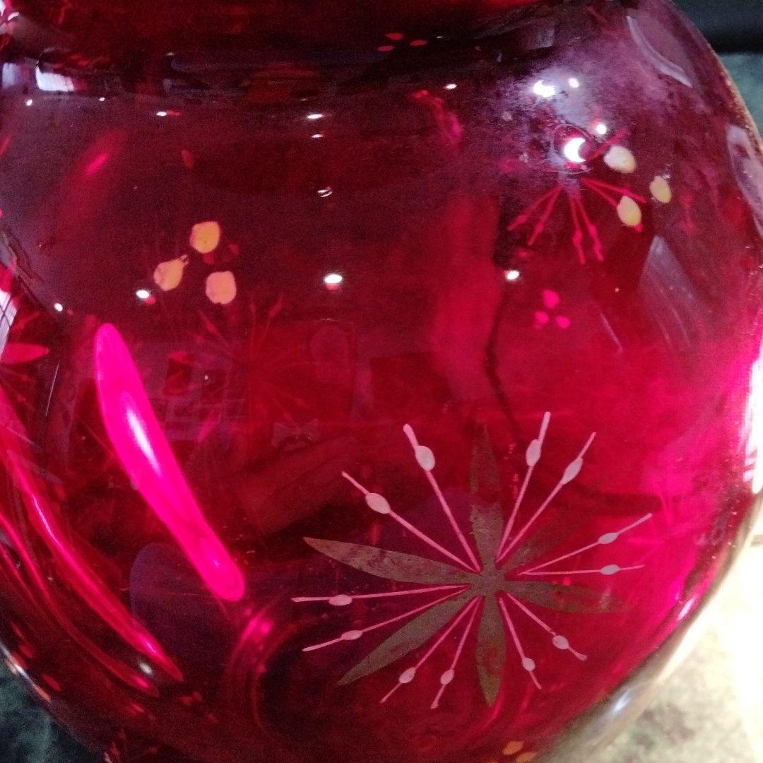 ベネチアン風真っ赤な花瓶