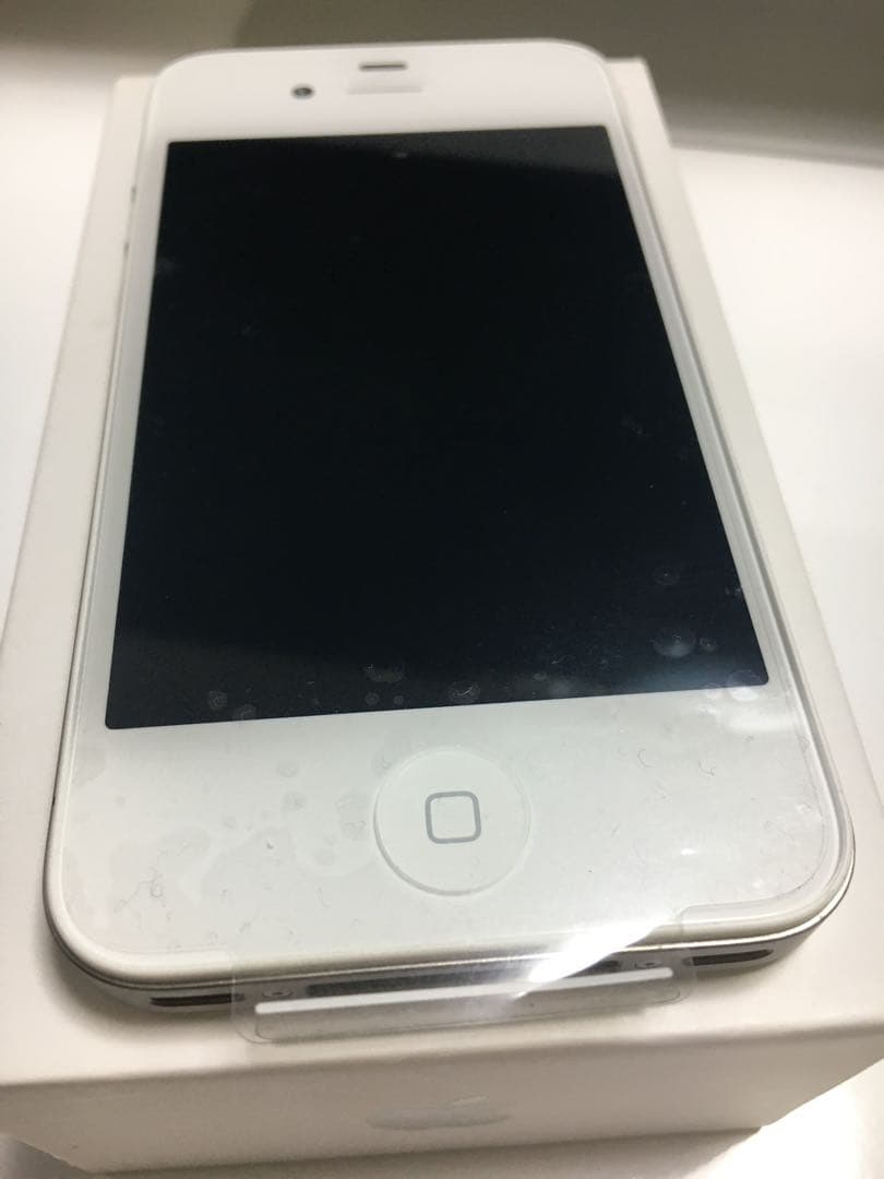 ⭐︎キノ⭐︎iPhone 4S 32GB ホワイト 付属品完備