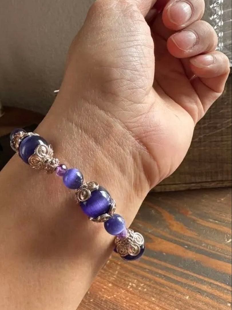 【ハンドメイド】紫アメジスト巨大タンブルとシルバービーズのブレスレット