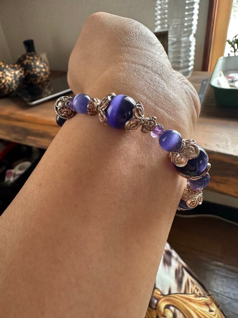 【ハンドメイド】紫アメジスト巨大タンブルとシルバービーズのブレスレット
