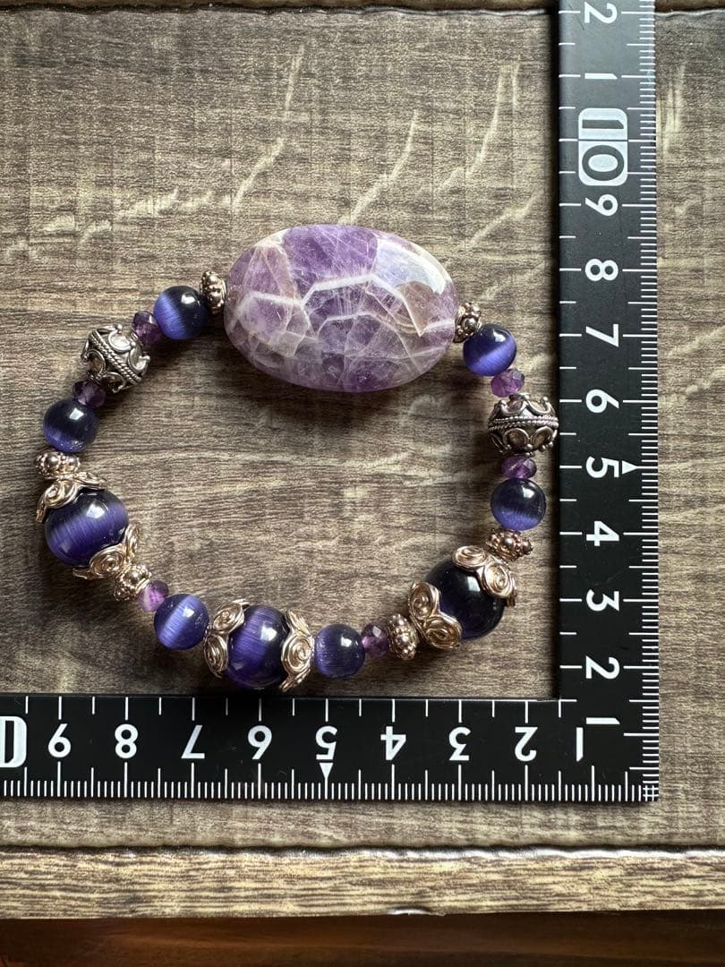 【ハンドメイド】紫アメジスト巨大タンブルとシルバービーズのブレスレット