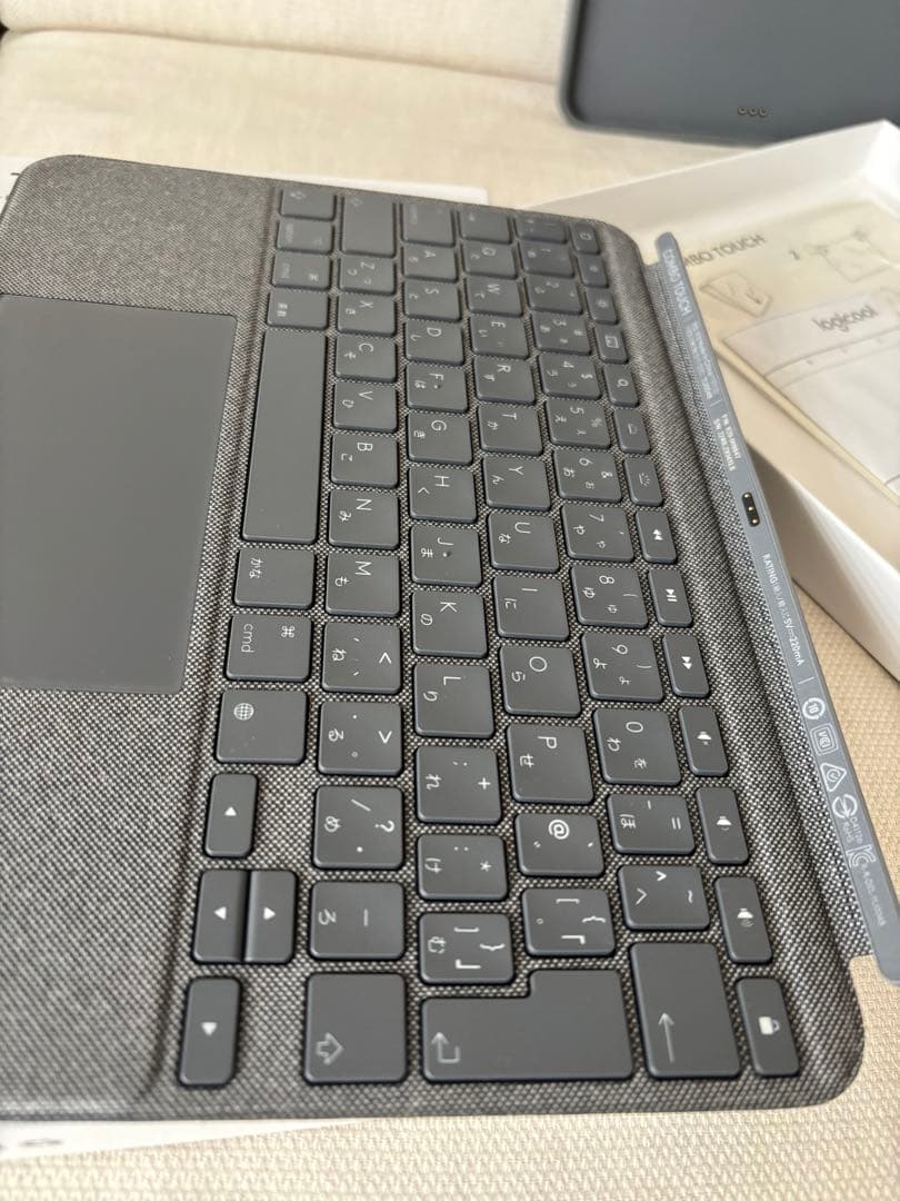 Apple iPad Air 第5世代➕Logicool combo touch