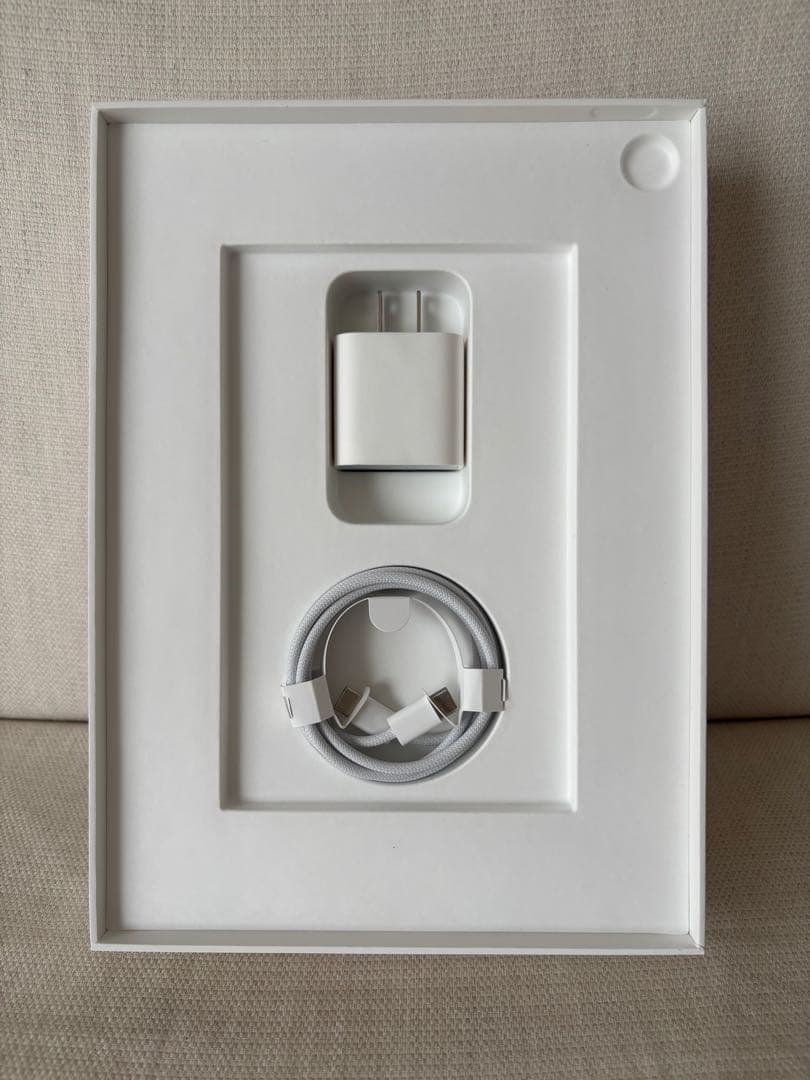 Apple iPad Air 第5世代➕Logicool combo touch