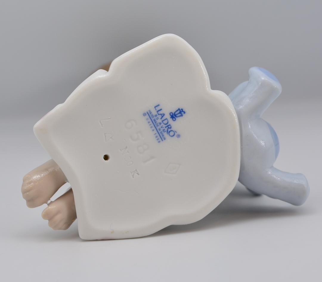 夜の祝福　#6581　No.9　★リヤドロ　スペイン　ポーセリン　絶版　箱付き