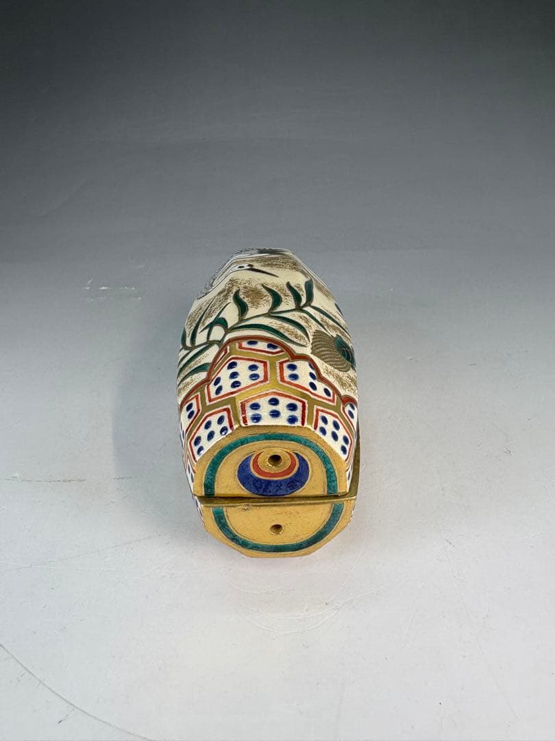 【中古品】清閑寺窯　杉田祥平造　色絵ぶりぶり香合（共箱）USED〈税込•送料込〉